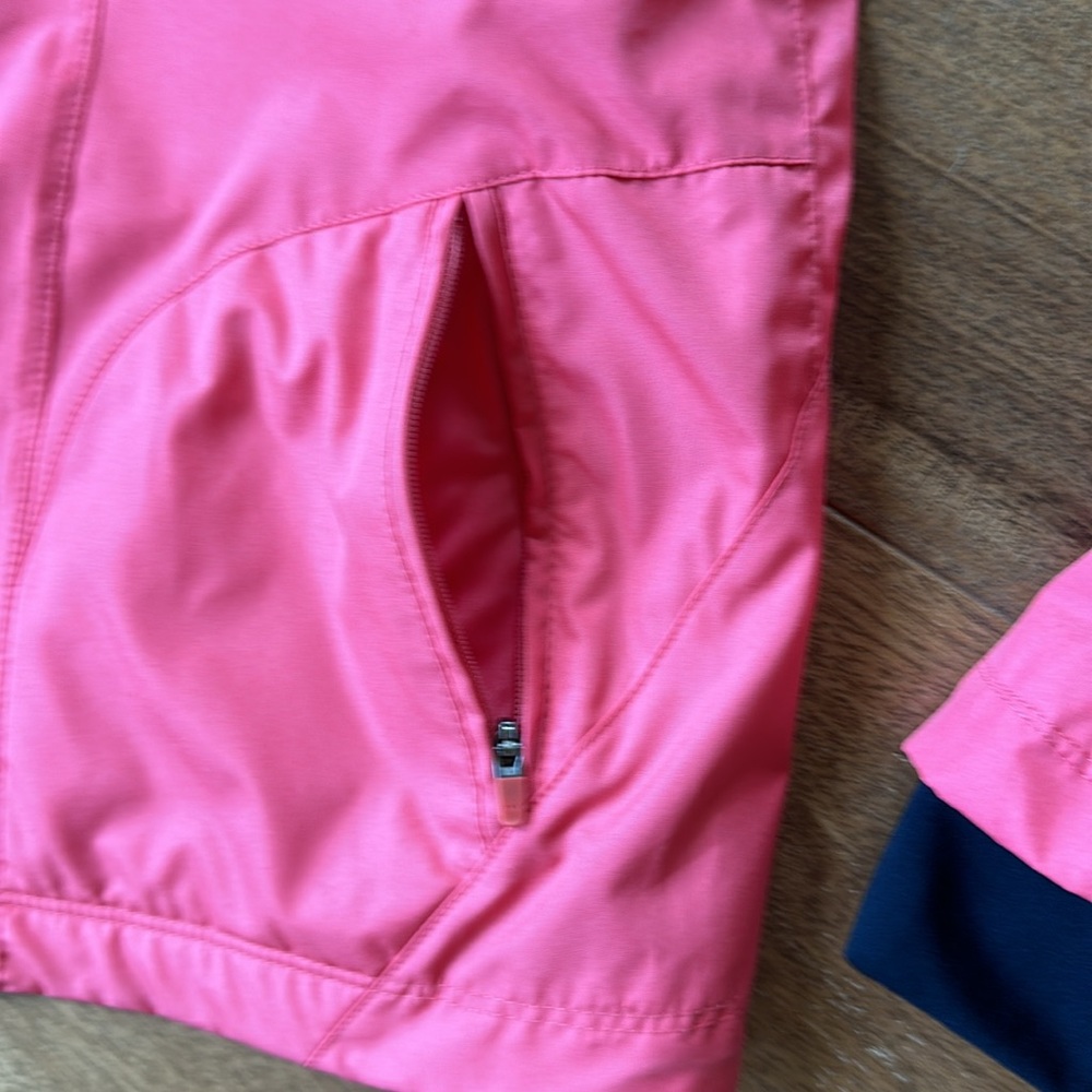 Polyester full zip running jacket - Picture 9 of 13